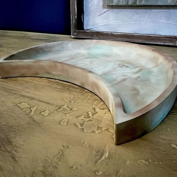 Handcrafted Resin Crescent Moon Tray - Picture 8 of 9